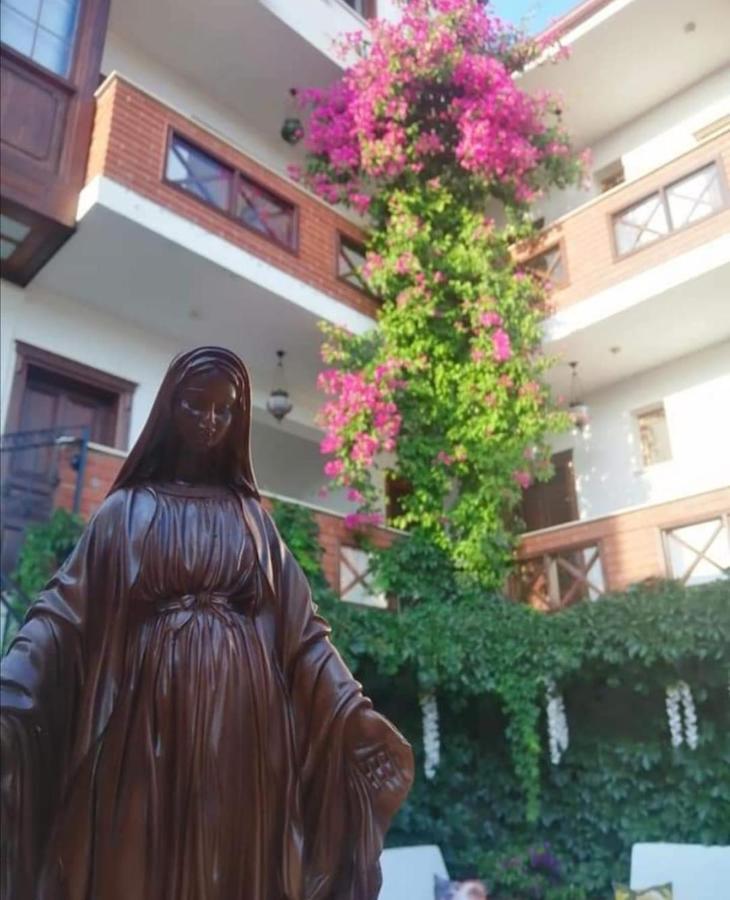 Hotel Mary'S House Сельчук Экстерьер фото