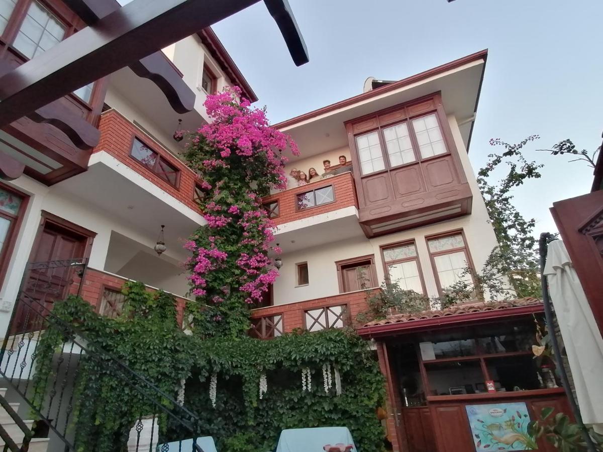 Hotel Mary'S House Сельчук Экстерьер фото